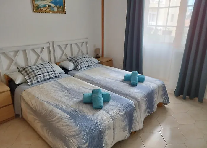 Cozy Apartment Near The Ocean